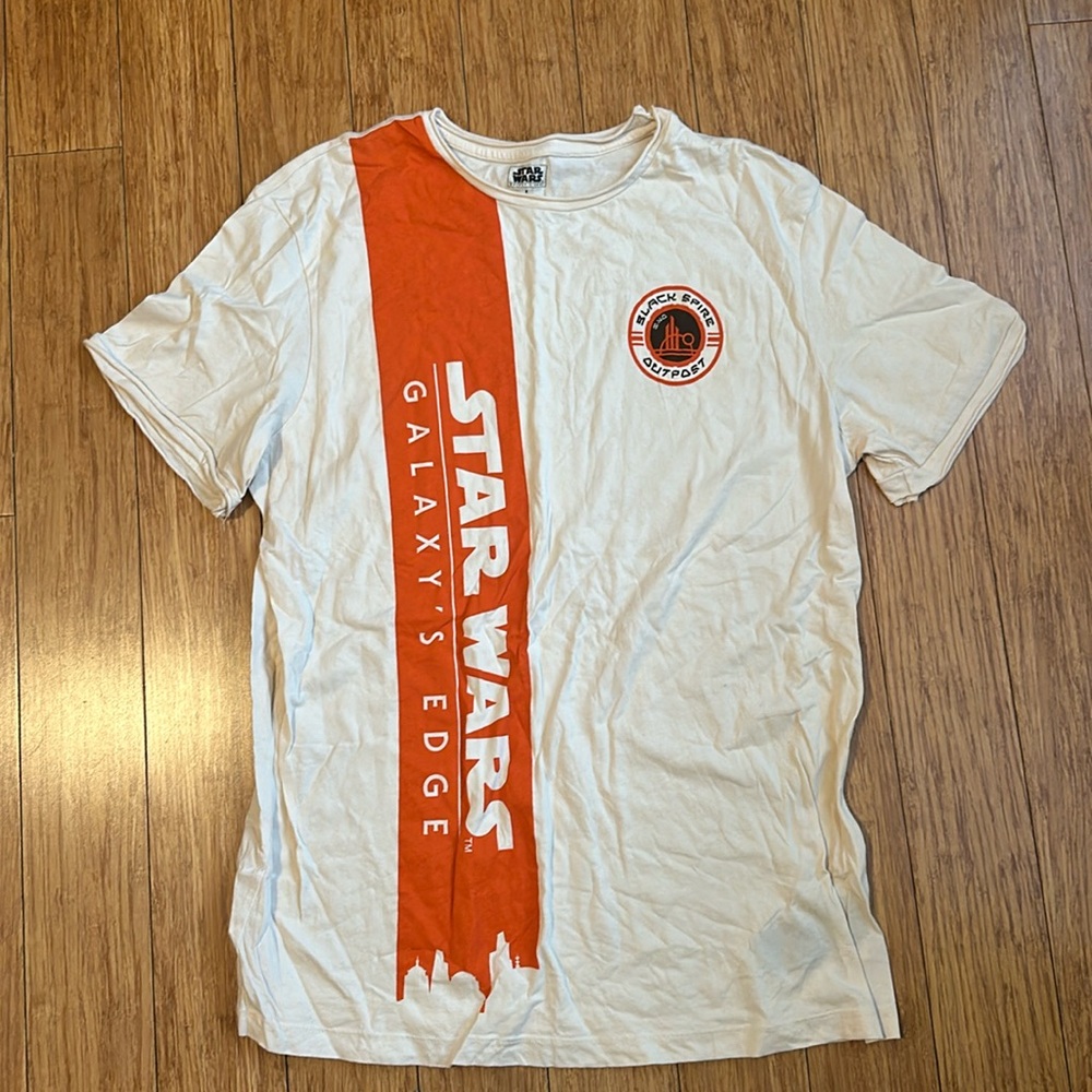 Galaxy’s edge T-shirt size L